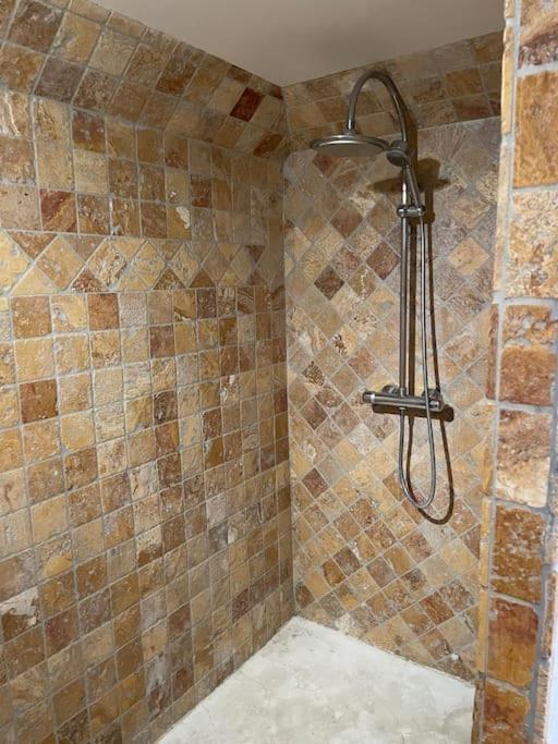Ar De Vie Villa Chaleureuse En Provence Ventabren المظهر الخارجي الصورة