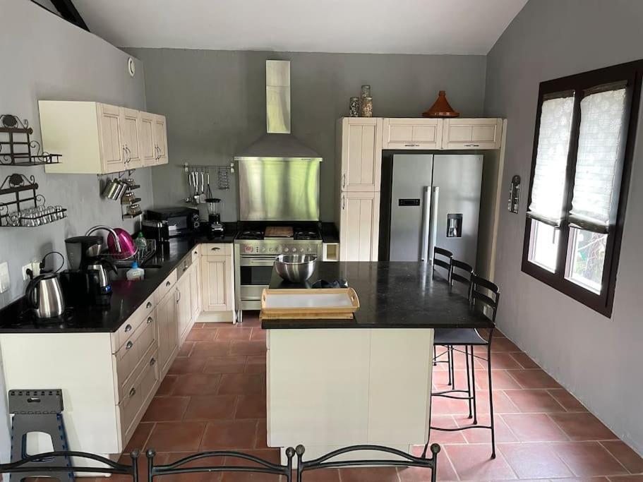 Ar De Vie Villa Chaleureuse En Provence Ventabren المظهر الخارجي الصورة