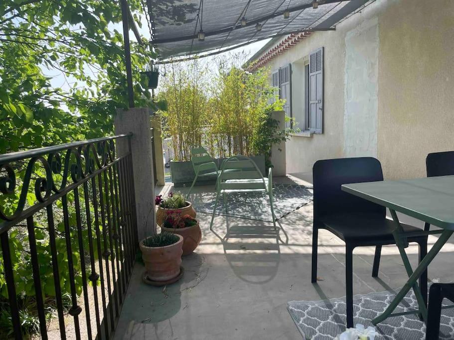 Ar De Vie Villa Chaleureuse En Provence Ventabren المظهر الخارجي الصورة